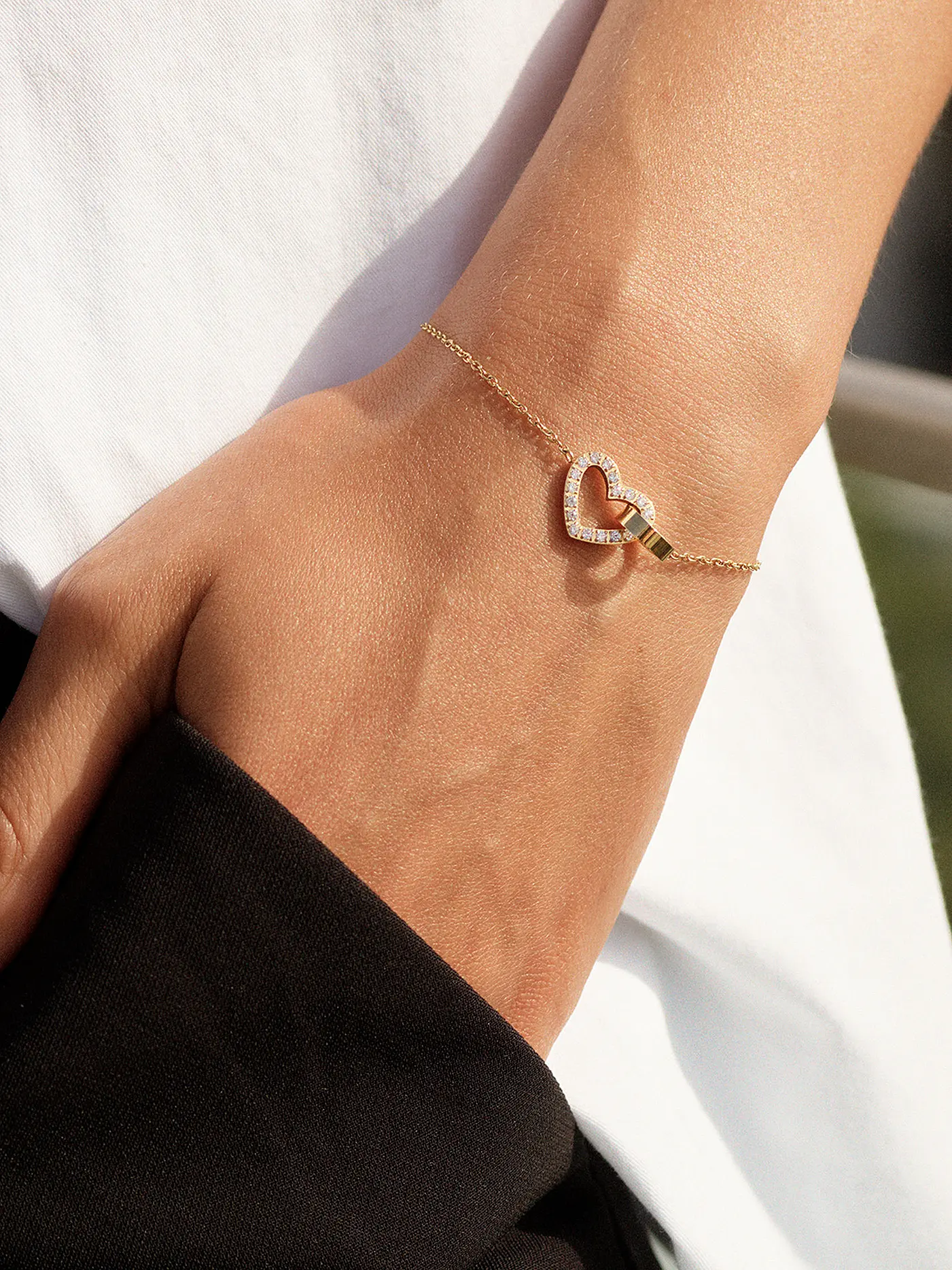 EDBLAD | Armband ETERNAL HEART BRACELET Gold | 